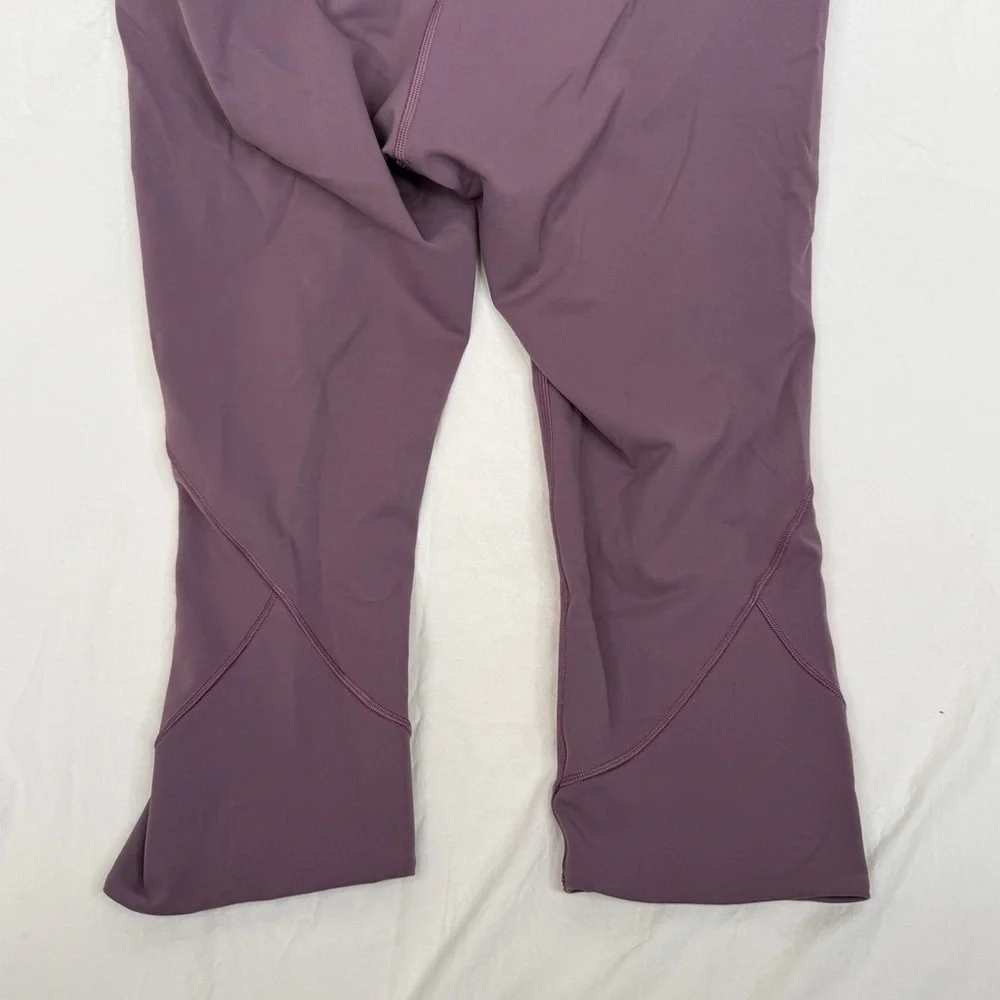 Lululemon In Movement Crop Leggings Everlux Smoked Mulberry 12